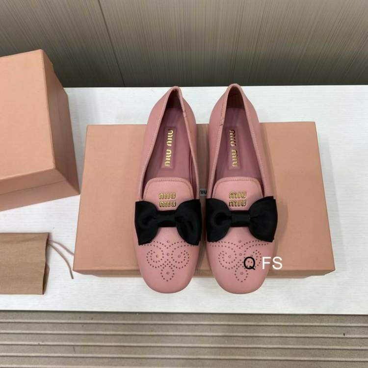 Picture of Miumiu Shoes _SKUMiuMiusz35-40FS030518071